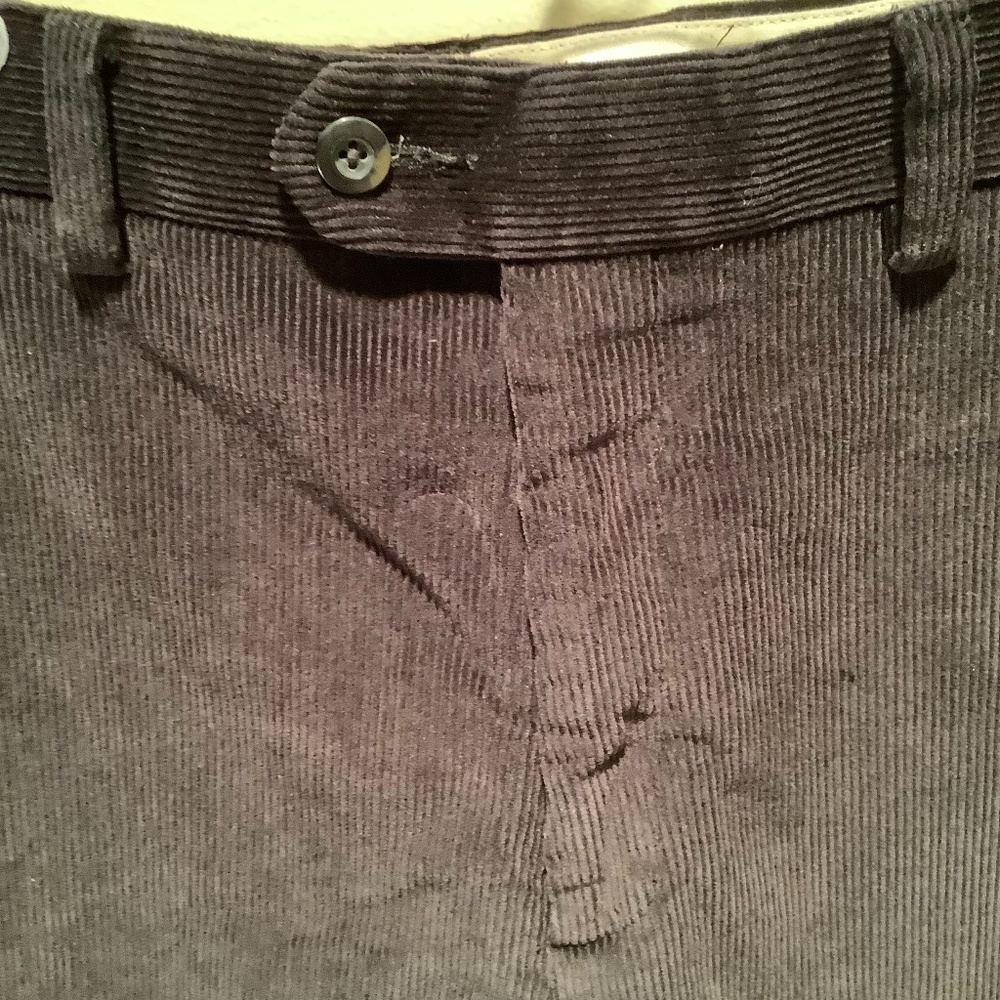 Men’s Savane select edition black corduroy pants.